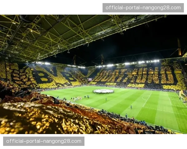 多特蒙德俱乐部推出“威斯特法伦往事”系列纪录片，回顾南看台文化